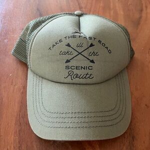 NWOT women’s Billabong trucker hat - olive green